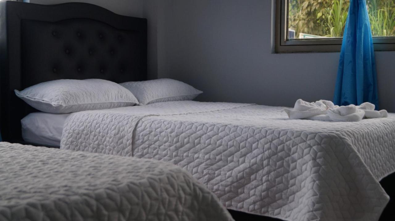 Hotel Hostal Magica Noche Filandia Zewnętrze zdjęcie